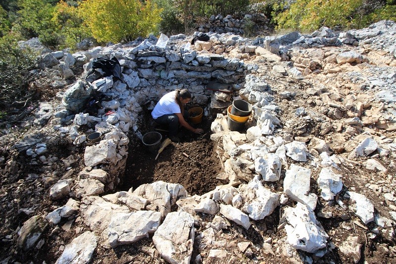 U Zakotorcu pronađeni grobovi s višestrukim ukopima iz 4.st.pr.Kr. (FOTO)